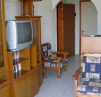 Costantonia Hotel Agia Marina (Aegina)